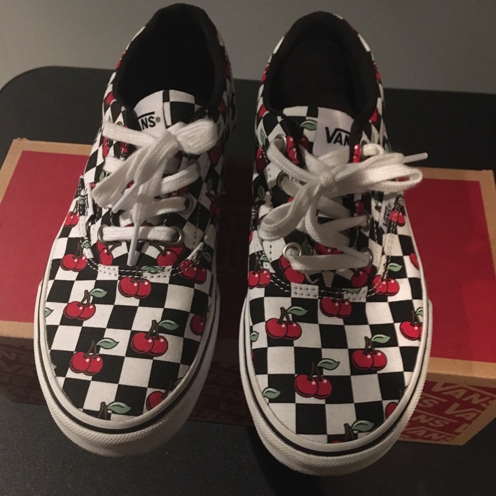 Vans- Doheny